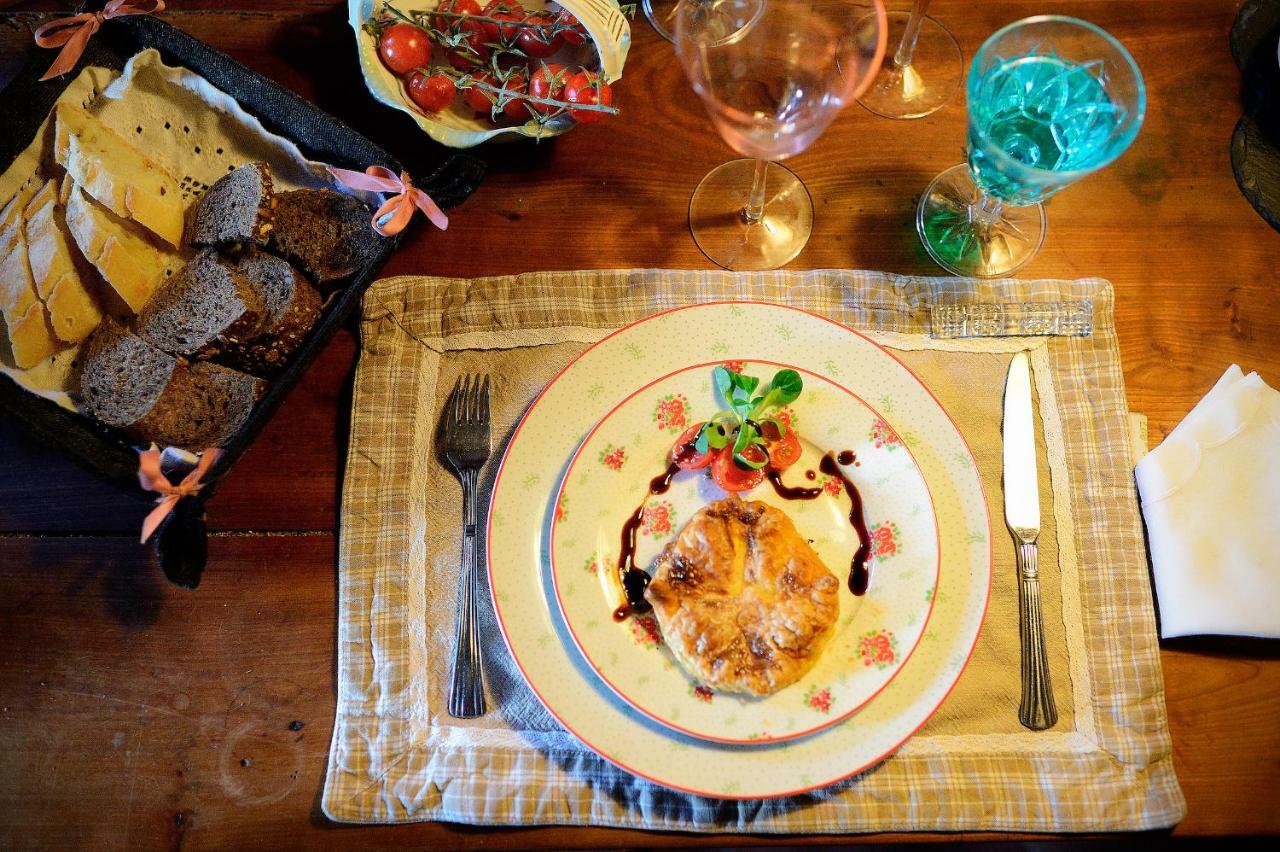 Maison D'Hotes A L'Ombre Bleue ミタンヴィル エクステリア 写真